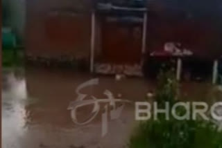 Cloudburst triggers flash flood in Baramulla village