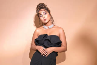 Hina Khan, Hina Khan latest photos, Hina Khan instagram, Hina Khan pinkvilla awards, Hina Khan bold look