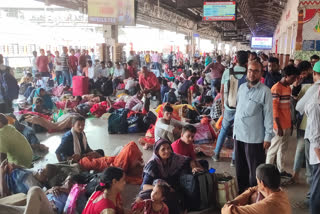 Passengers upset at Patna Junction due