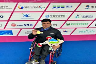 sports news  Asia Oceania Para Powerlifting Championship  Ashok Malik of India wins gold  india win gold medal  अशोक मलिक  भारत  एशिया ओशिनिया पैरा पावरलिफ्टिंग चैंपियनशिप