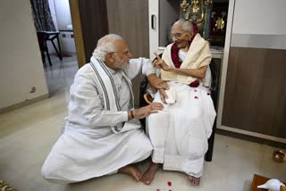 PM Modi Meets On Mother Hiraba 100th Birthday Pics