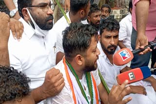 shafi pranmbil bite on cm pinarai vijayan  youth congress secretariats march  youth congress protest against state government IN front of secretariat thiruvanthapuram  ഷാഫി പറമ്പില്‍ എംഎല്‍എയുടെ പ്രതികരണം പിണറായി വിജയനെതിരെ  യൂത്ത് കോണ്‍ഗ്രസിന്‍റെ മാര്‍ച്ച്  സെക്രട്ടറിയേറ്റിന് മുമ്പിലെ മാര്‍ച്ചില്‍ സംഘര്‍ഷം