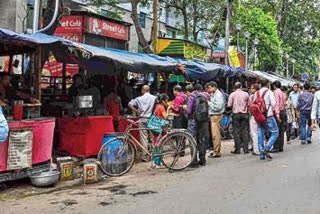 Kolkata Municipal Corporation will remove plastics from footpath stalls after monsoon