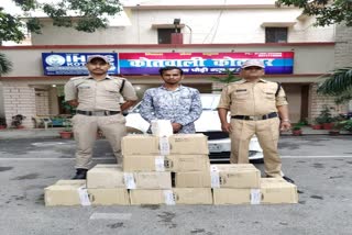 7 boxes of illegal English liquor recovered in Kotdwar