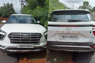 The hijacked car was found in palakkad  തമിഴ്‌നാട് സ്വദേശികളുടെ തട്ടിക്കൊണ്ടുപോയ കാർ കണ്ടെത്തി  തട്ടിക്കൊണ്ടുപോയ കാറും രൂപയും കണ്ടെത്തി  തമിഴ്‌നാട് സ്വദേശികളുടെ കാർ തട്ടിയെടുത്ത് അജ്ഞാത സംഘം  തമിഴ്‌നാട് സ്വദേശികളുടെ തട്ടിയെടുത്ത ആഡംബരകാർ കണ്ടെത്തി  തോലനൂർ നെച്ചൂരിൽ ഉപേക്ഷിക്കപ്പെട്ട നിലയിൽ തമിഴ്‌നാട് സ്വദേശികളുടെ കാർ കണ്ടെത്തി  The hijacked car was found