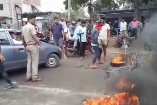 protest against agnipath scheme in dhanbad