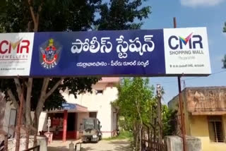 యర్రావారిపాళెం పోలీసులు