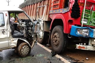 Lorry Omni Accident