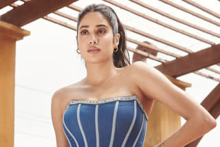 janhvi kapoor latest photos hd