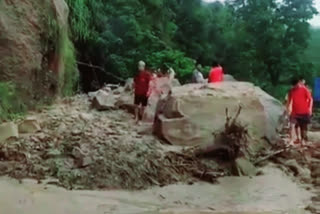 Landslide at NH10 in Darjeeling-Kalimpong Due to Heavy Rainfall