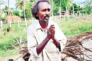 man roaming on road who is applicable for government job in srikakulam