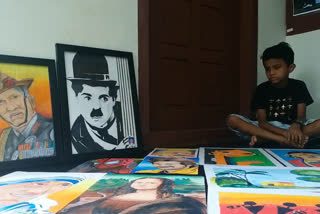 second class student painting  alwin mukund painting  kerala special news  ചിത്രരചനയിൽ വിസ്‌മയം തീർത്ത് രണ്ടാം ക്ലാസുകാരൻ  ആൽവിൻ മുകുന്ദ് ചിത്രരചന  ചിത്രങ്ങള്‍ വരച്ച് രണ്ടാം ക്സാസുകാരൻ  പാഠപുസ്‌തകത്തിലെ കവർ ചിത്രങ്ങള്‍