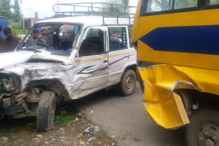 Four persons including minor got injured in school bus collision and sumo vehicle in pulwama