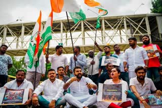 youth congress protest in Bangalore