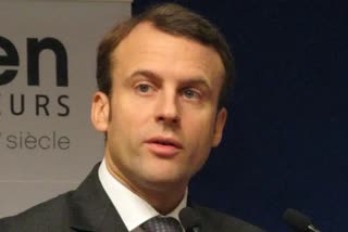 Macron loses absolute majority