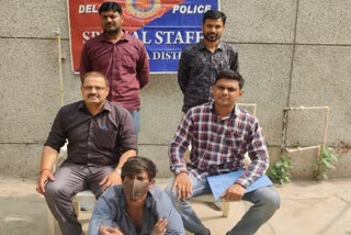 बिंदापुर से तड़ीपार बदमाश गिरफ्तार