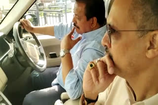 Shiv Sena leaders Milind Narvekar and Ravindra Phatak reach Surat Hotel