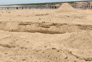 Illegal Sand Smuggling news