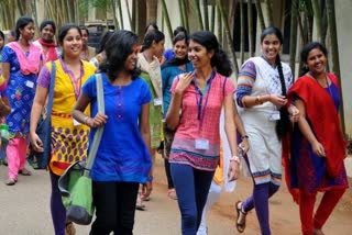 apply-online-starts-from-today-to-join-government-arts-and-science-college அரசு கலை, அறிவியல் கல்லூரியில் சேர ஆன்லைனில் இன்று முதல் விண்ணப்பம்.. அப்ளிகேஷன் போடுங்க பாஸ்...