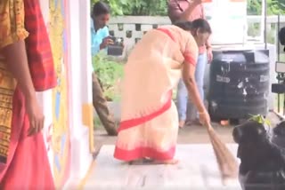 NDA Presidential Candidate Draupadi Murmu Sweeps Shiv Temple Floor in Rairangpur