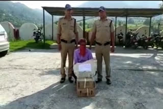 Smuggler arrested with 4 kg charas in Champawat