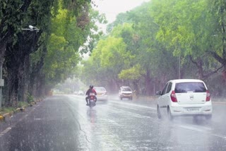 राजधानी दिल्ली से लेकर जम्मू और असम तक होगी बरसात