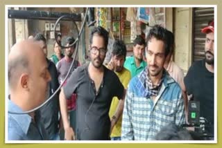 Film Shooting in Vadodara : પ્રતીક ગાંધીની ફિલ્મનું શૂટિંગ રોકાયું, કારણ એવું હતું કે મેયરે વચ્ચે પડવું પડ્યું!