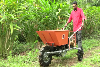 edwin agro cart made by a young man in Idukki  edwin agro cart made by a young man  edwin agro cart  edwin agro cart hit experiment of a young man  എഡ്വിന്‍ അഗ്രോ കാര്‍ട്ട് നിർമിച്ച് യുവാവ്  കൃഷിയിടങ്ങളിലെ ജോലി ഭാരം കുറക്കാൻ എഡ്വിന്‍ അഗ്രോ കാര്‍ട്ട് നിർമിച്ച് യുവാവ്  എഡ്വിന്‍ അഗ്രോ കാര്‍ട്ട്  കൃഷിയിടത്തിലേക്ക് എഡ്വിന്‍ അഗ്രോ കാര്‍ട്ട് നിർമിച്ച് മനു ജോസഫ്  സ്വന്തം പുരയിടത്തിലെ ജോലിയ്ക്കായി വികസിപ്പിച്ച എഡ്വിന്‍ അഗ്രോ കാര്‍ട്ട്