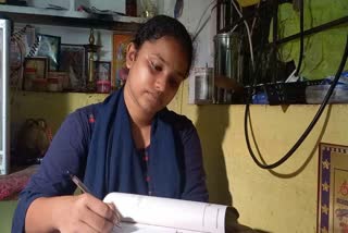 Ksd_kl2_ entosulfan student sreenisha story_7210525  പ്ലസ്‌ ടു വിജയം  എന്‍ഡോസള്‍ഫാന്‍ ബാധിത  കാസര്‍കോട് പെരിയ  Sreenisha overcomes the limitations of life