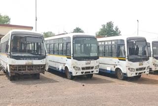 Buses turning into junk in Dhamtari