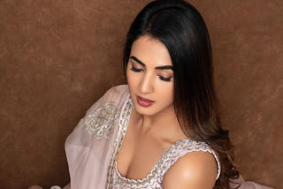 sonal chauhan latest pics