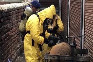 Two people faint due to poisonous gas leakage from scrap shop in Ranchi