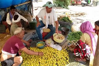 Pre monsoon rains brought down mercury of season so poor lemon made in summer market