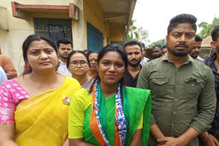 tribal-actress-ruma-reshmi-ekka-contesting-as-tmc-candidate-in-smp-poll-2022