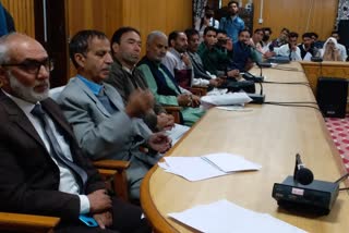 ساہتیہ اکادمی کے زیر اہتمام پلوامہ میں ادبی تقریب منعقد