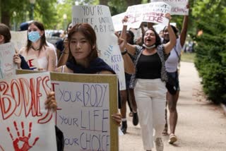 Abortion clinics in US began to close after the Supreme Court's decision