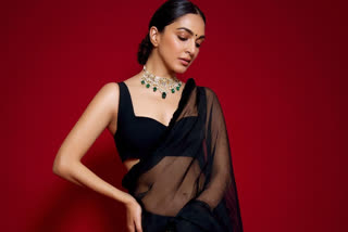 Kiara Advani is grace personified in black saree - see pics