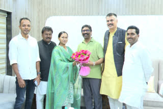 MLA Shilpi Neha Tirkey met CM Hemant Soren