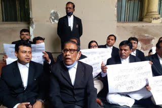lawyers stages Satyagraha in Calcutta High Court to protest Agnipath Scheme and SSC Recruitment Scam