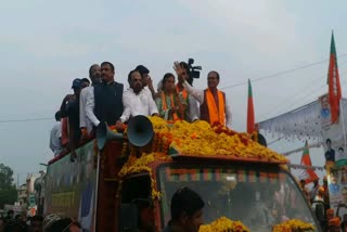 CM Shivraj attends Sangeeta Tiwari roadshow