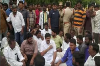 YCP Attack on BJP leaders at Dharavaram