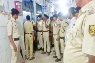 Chapra sdo bodyguard shoots himself