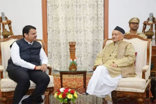 Devendra Fad Navis meets Maharashtra governor