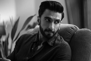 Ranveer Singh latest photos  Ranveer Singh instagram  Ranveer Singh deepika padukone  Ranveer Singh recent Instagram pictures  ಡ್ಯಾಪರ್ ಲುಕ್‌ನಲ್ಲಿ ಸಖತ್​ ಆಗಿ ಕಾಣಿಸುತ್ತಿರುವ ರಣವೀರ್  ನೆಟ್ಟಿಗರ ಕಣ್ಮನ ಸೆಳೆದ ಬಾಲಿವುಡ್​ ರಣವೀರ್​ ಬರಹ  ಬಾಲಿವುಡ್​ ನಟ ರಣವೀರ್​ ಸಿಂಗ್​ ಇನ್​ಸ್ಟಾಗ್ರಾಂ