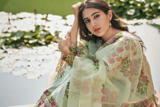 Sara ali khan photos