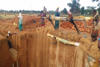 MGNREGA schemes affected due to rain in Lohardaga