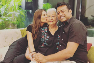 Kim Sharma,Kim Sharma latest photos, Kim Sharma instagram, Kim Sharma mother birthday photos, Kim Sharma Leander Paes