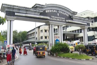 Challenges of Kerala Health System  Doctors Day  Doctors Day 2022  ഇന്ന് ഡോക്ടേഴ്സ് ഡേ  ഡോക്ടേഴ്സ് ഡേ 2022  കേരളത്തിലെ ആരോഗ്യ സംവിധാനങ്ങള്‍  ആരോഗ്യ സംവിധാനങ്ങളുടെ നേട്ടങ്ങളും വെല്ലുവിളികളും