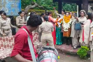 women policemen dance in up