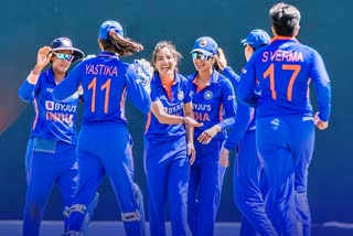 IND-W vs SL-W 1st ODI  IND-W vs SL-W  Sri Lanka Women vs India Women  Sri Lanka Women Team  Sports News  Cricket News  India Women Team  India Women won by 4 wkts